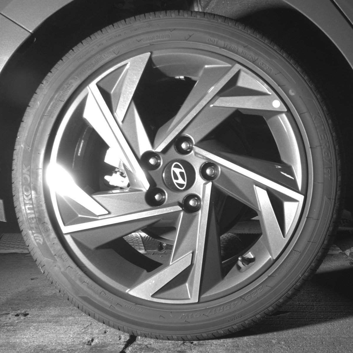 Used 2025 Hyundai Elantra SEL image 15