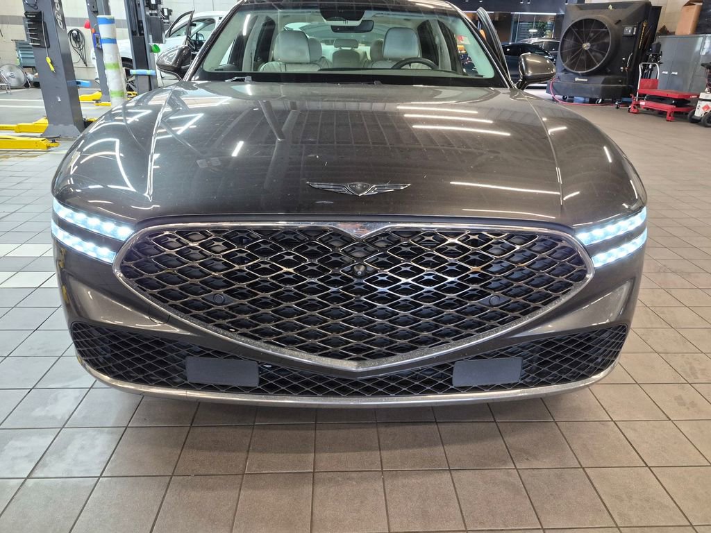 Used 2023 Genesis G90 3.5T image 2