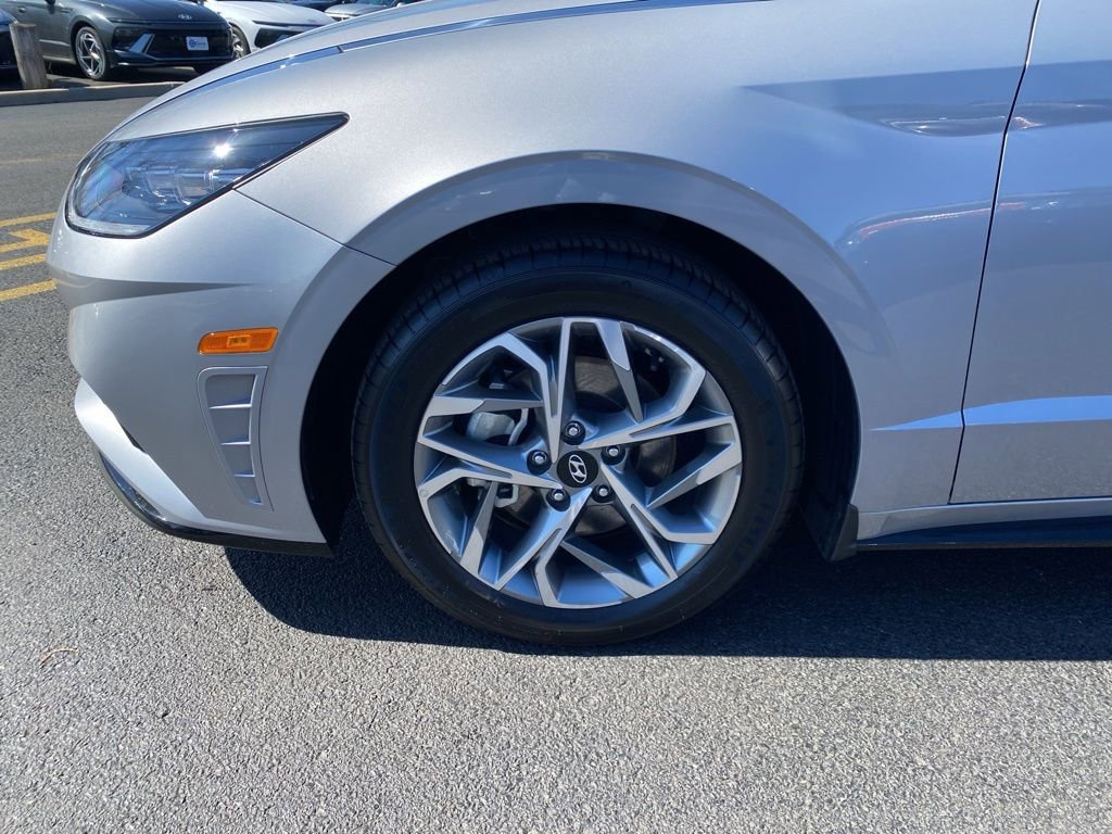 Used 2023 Hyundai Sonata SEL image 9