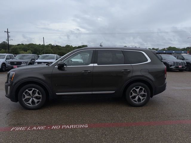 Used 2020 Kia Telluride EX AWD/4WD image 6