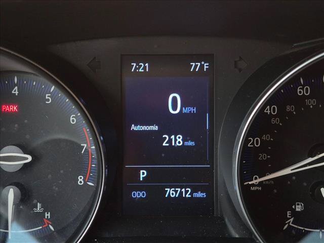 Used 2020 Toyota C-HR XLE FWD image 16