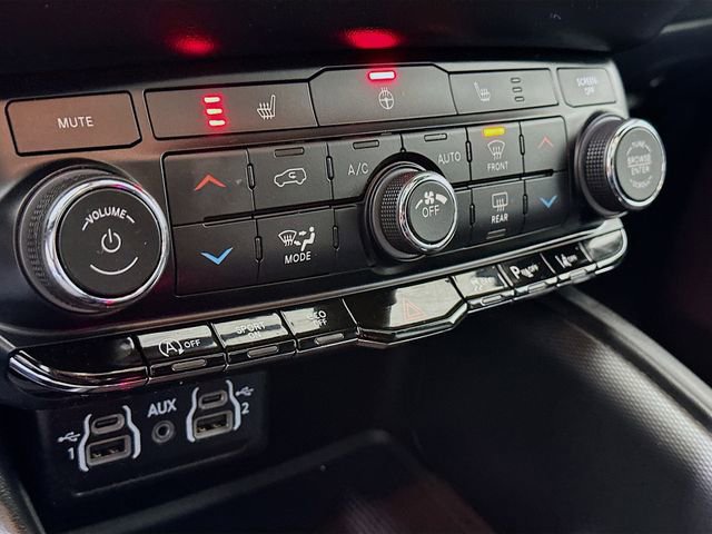 Used 2022 Dodge Durango GT image 15