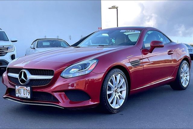 Used 2019 Mercedes-Benz SLC 300 image 1