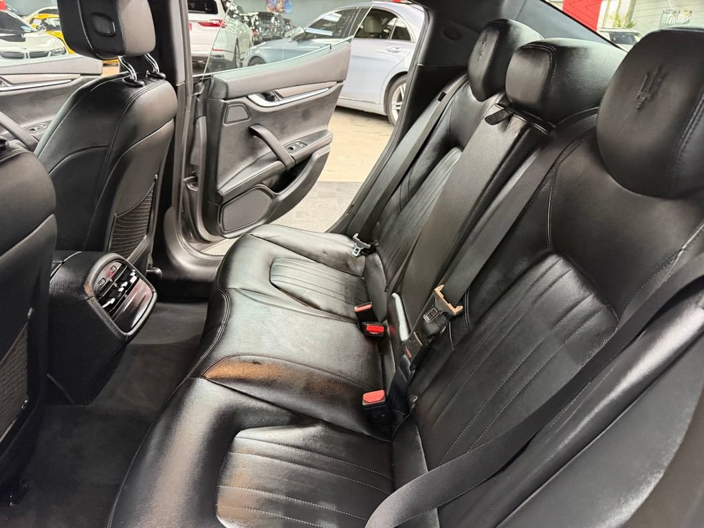 Used 2021 Maserati Ghibli RWD image 38