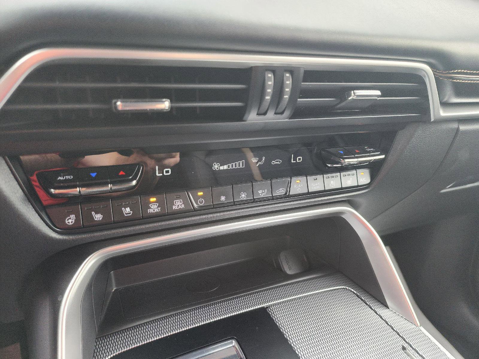 Certified 2025 MAZDA CX-90 3.3 Turbo S w/ Premium Package image 27