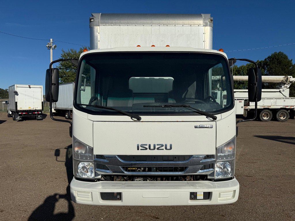Used 2020 Isuzu NPR image 2