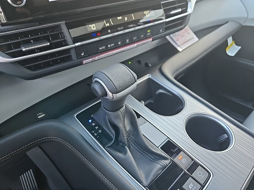 New 2026 Toyota Sienna XLE AWD/4WD image 23