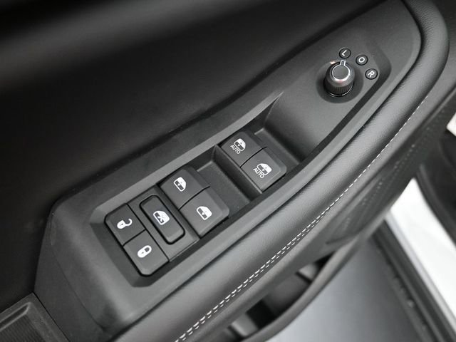 Used 2025 Jeep Grand Cherokee L Laredo w/ MOPAR Finishing Package AWD/4WD image 12