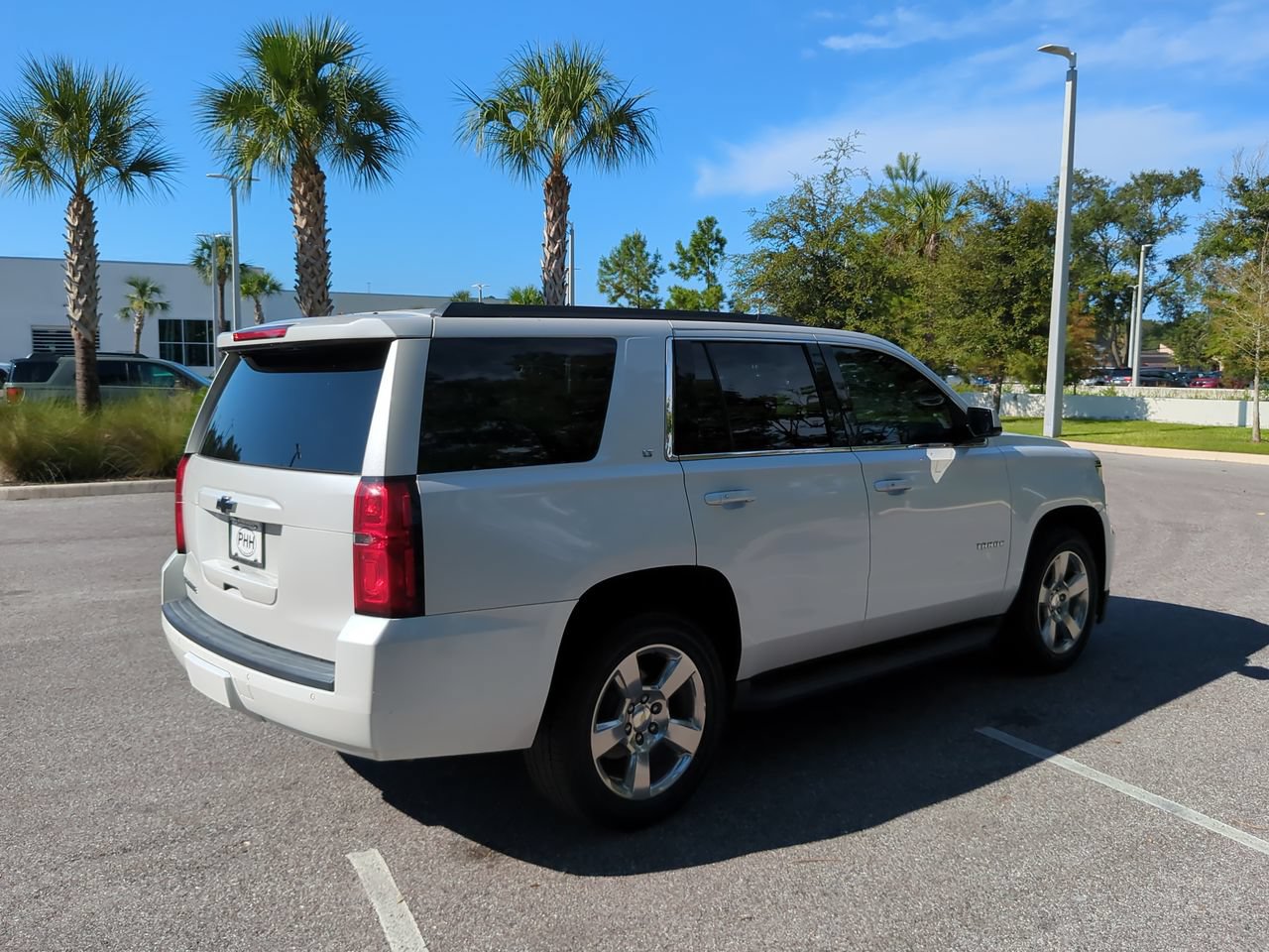 Used 2017 Chevrolet Tahoe LT RWD image 7