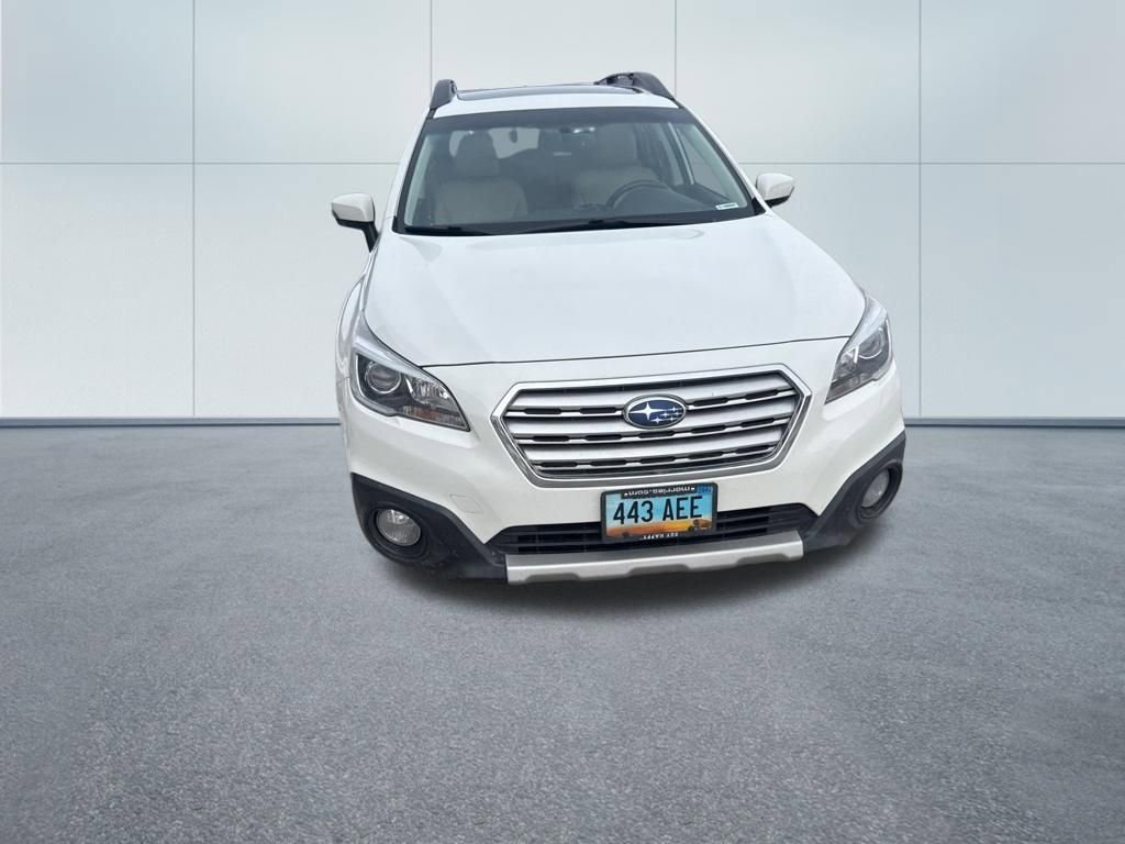Used 2016 Subaru Outback 2.5i Limited image 2