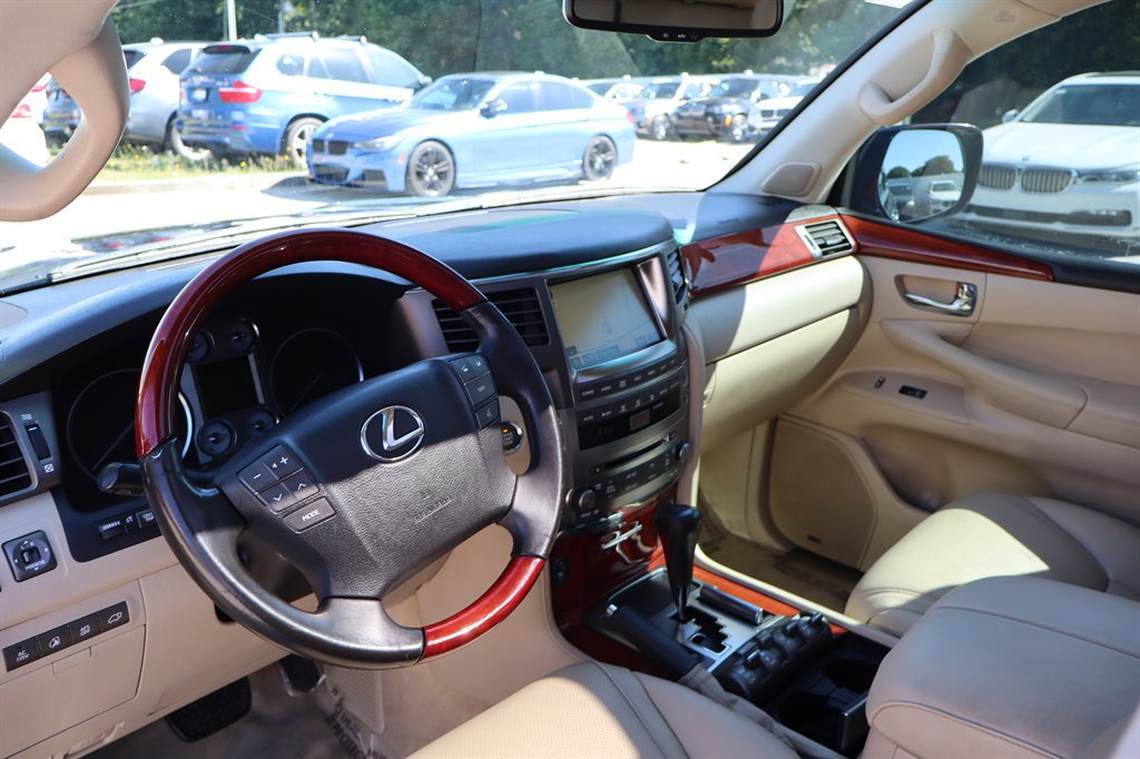 Used 2009 Lexus LX 570 4WD image 12