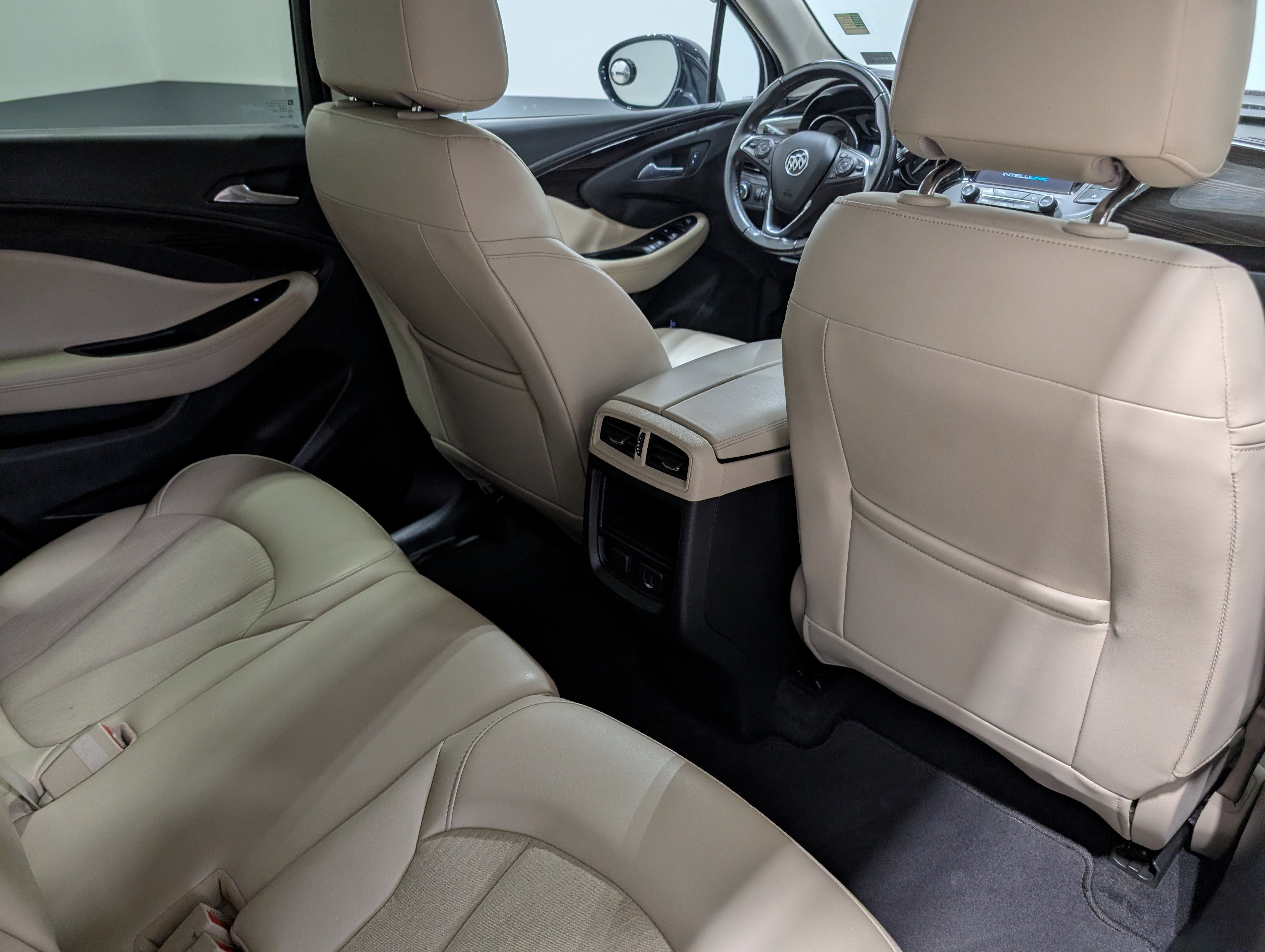Used 2020 Buick Envision Preferred FWD image 16