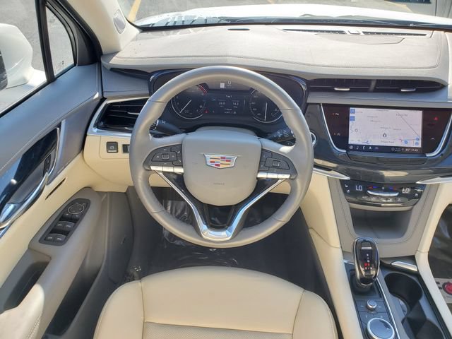 Certified 2024 Cadillac XT6 Premium Luxury w/ LPO, Floor Liner Package AWD/4WD image 19