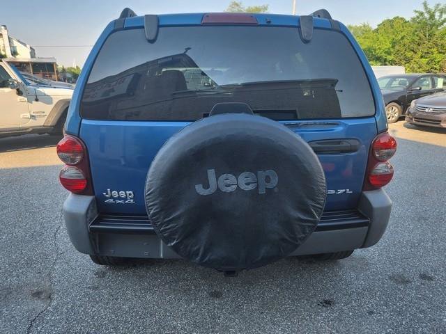 Used 2005 Jeep Liberty Sport AWD/4WD image 7