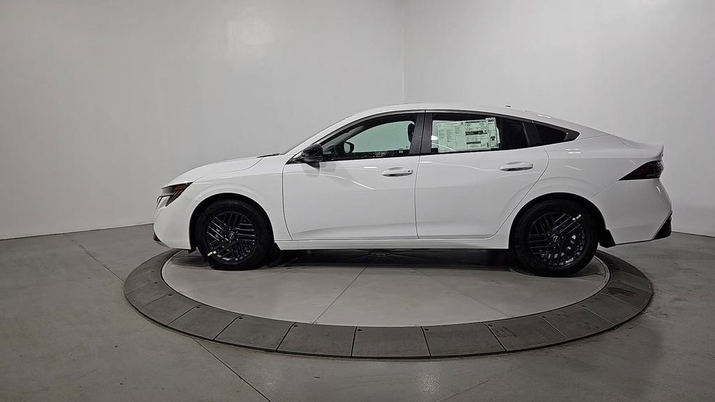 New 2026 Nissan Sentra SV image 2