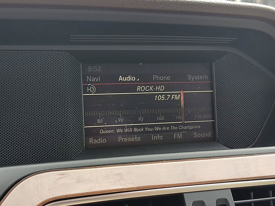 Used 2014 Mercedes-Benz C 250 Sedan image 23