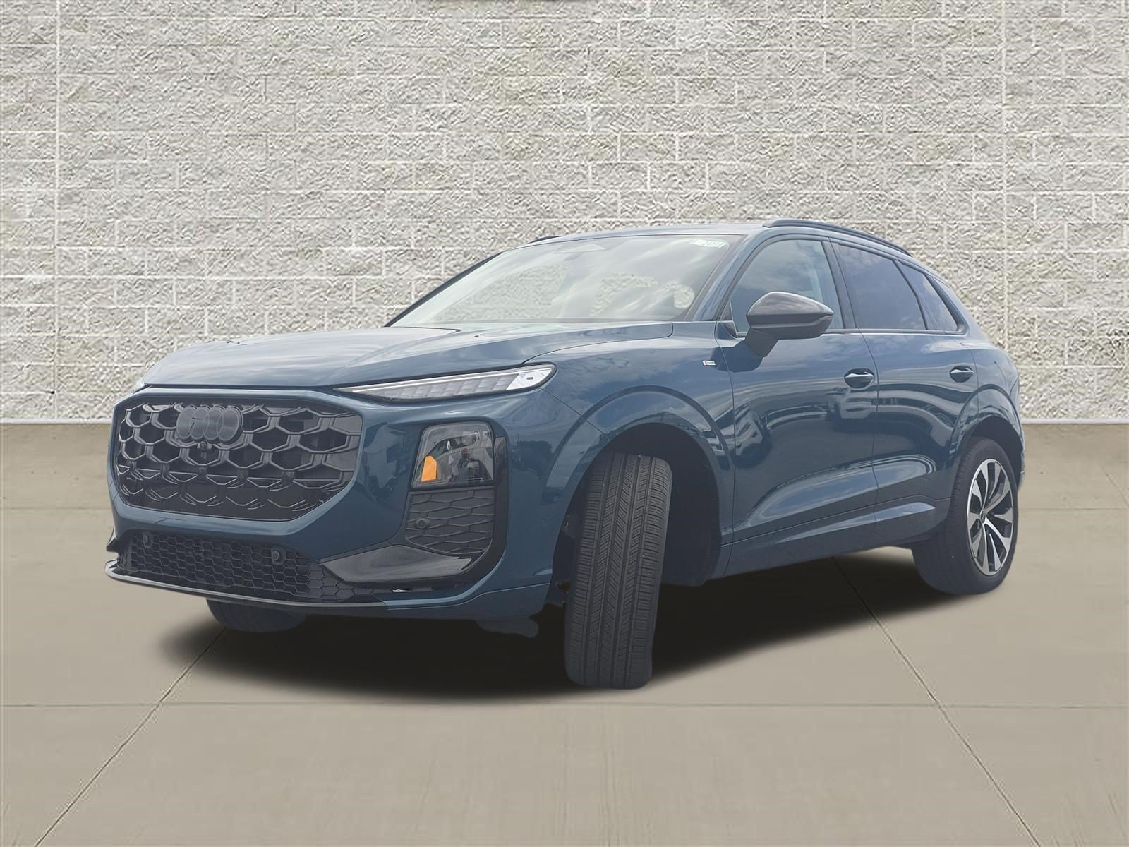 New 2026 Audi Q3 quattro 2.0T AWD/4WD image 3