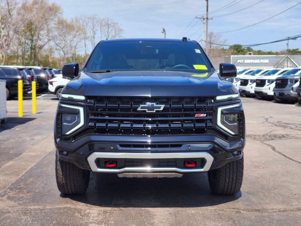 Used 2026 Chevrolet Tahoe Z71 w/ Comfort Package AWD/4WD image 8