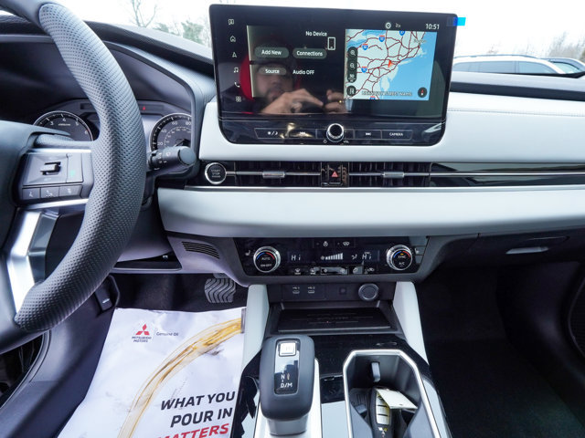 New 2026 Mitsubishi Outlander SE AWD/4WD image 19