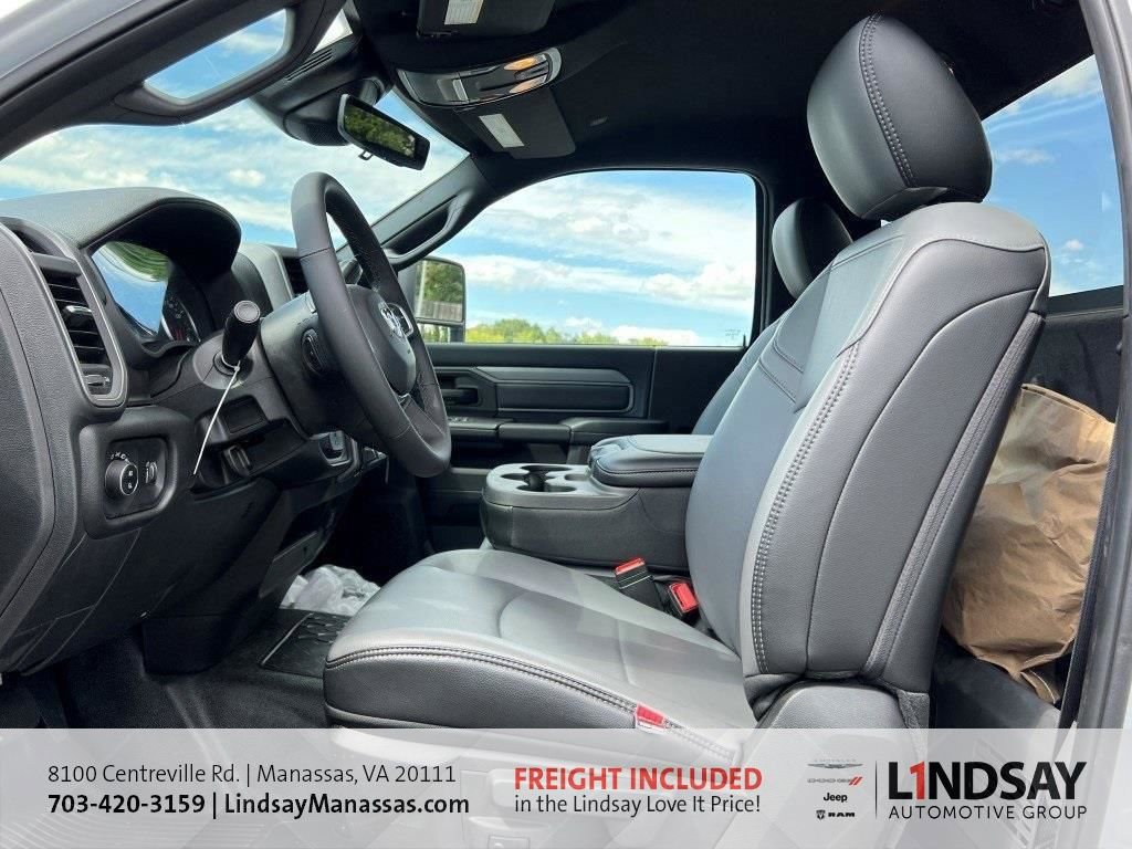 New 2025 RAM 3500 Tradesman image 15