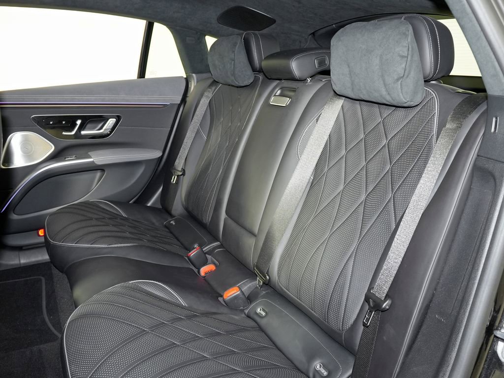 Certified 2023 Mercedes-Benz EQS 580 4MATIC Sedan image 32