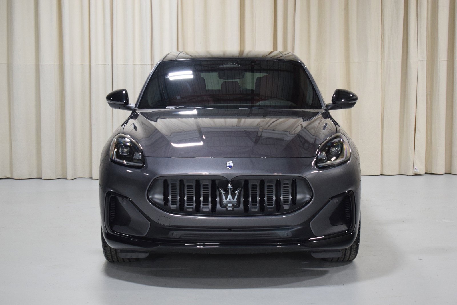 New 2025 Maserati Grecale Folgore image 9