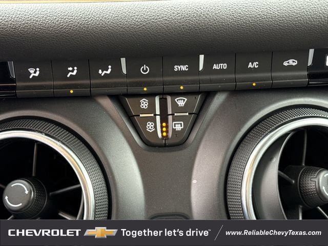 Used 2024 Chevrolet Blazer LT w/ Convenience Package FWD image 24