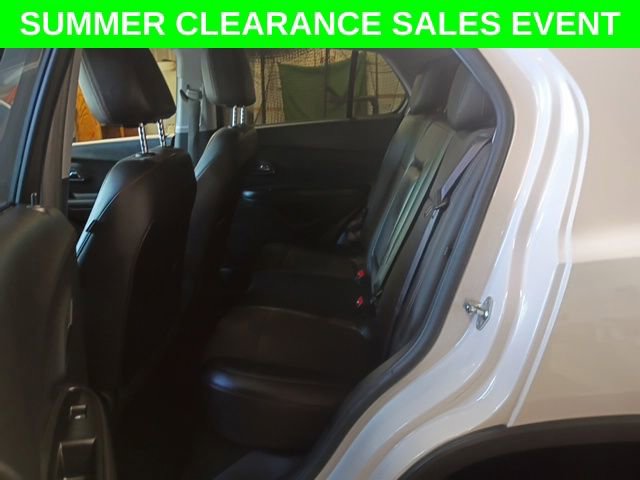 Used 2022 Chevrolet Trax LT w/ Driver Confidence Package AWD/4WD image 8