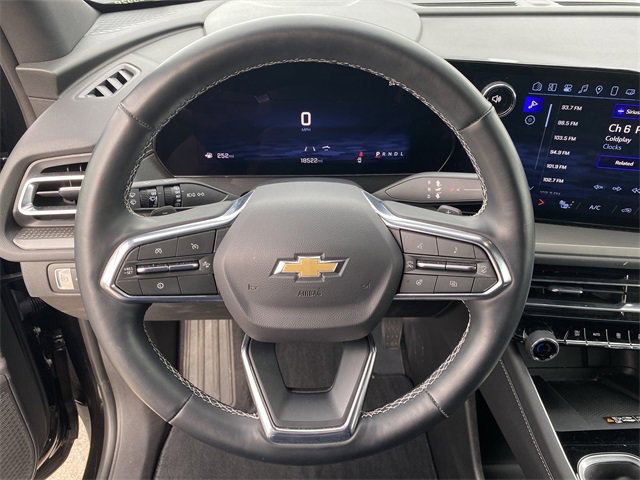 Certified 2025 Chevrolet Traverse LT image 39