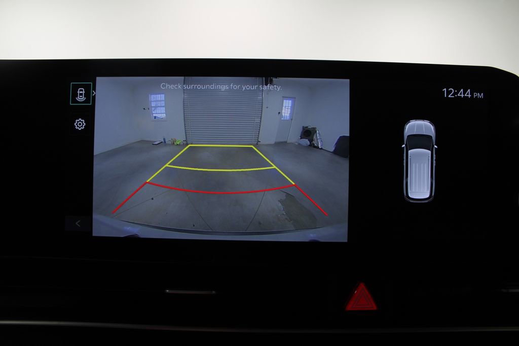 Used 2025 Kia Carnival EX image 29