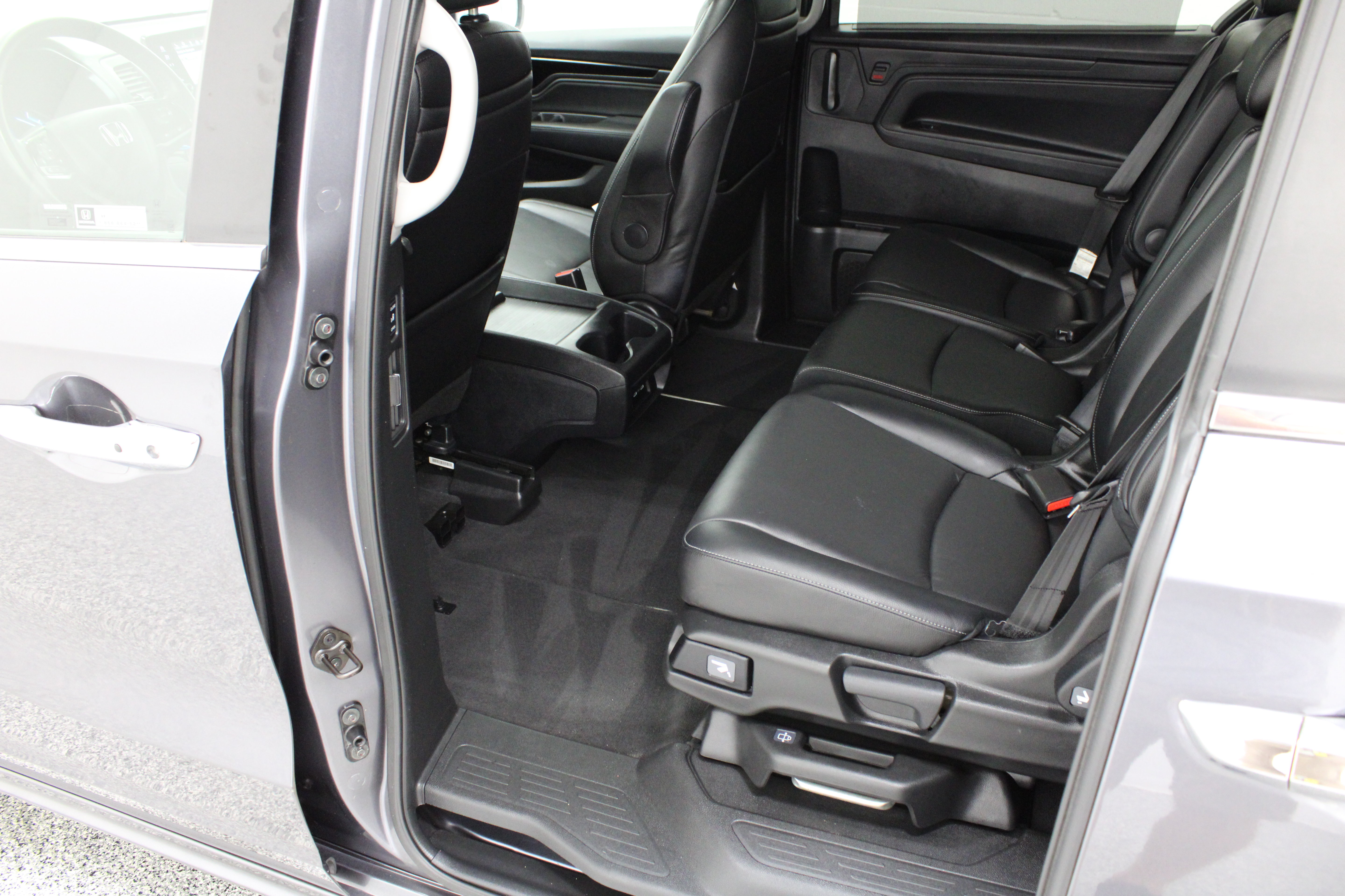Used 2024 Honda Odyssey Touring image 29