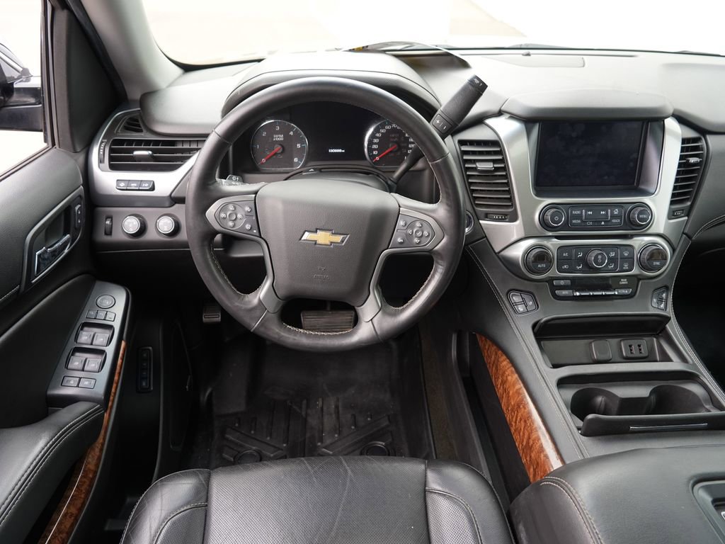 Used 2017 Chevrolet Suburban Premier image 21