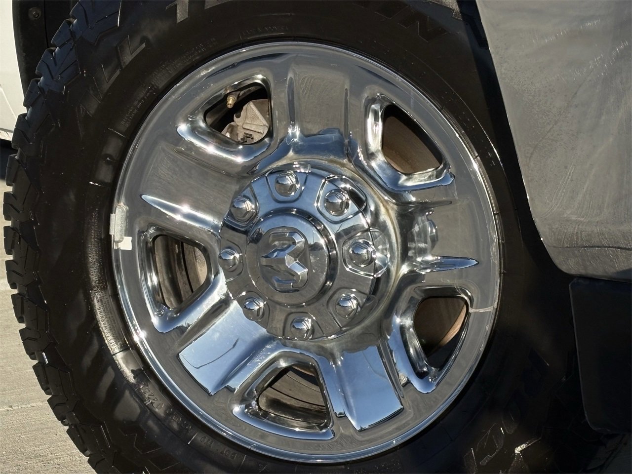 Used 2022 RAM 2500 Big Horn w/ Cold Weather Group image 11