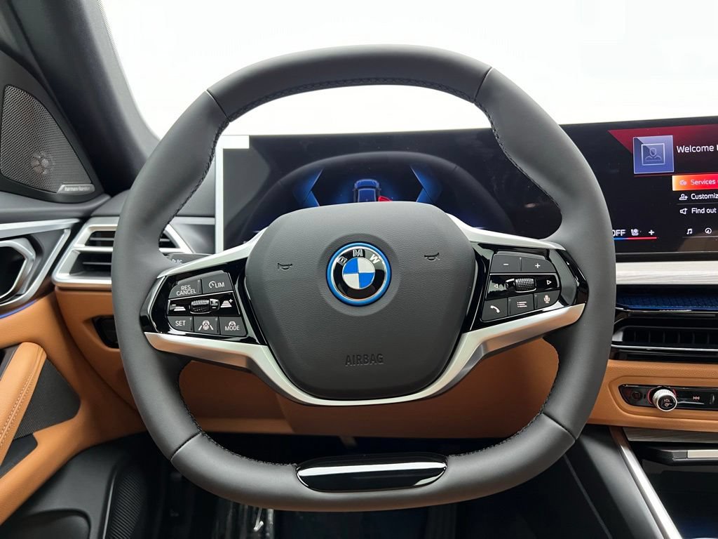 Used 2026 BMW i4 eDrive40 w/ Premium Package RWD image 17