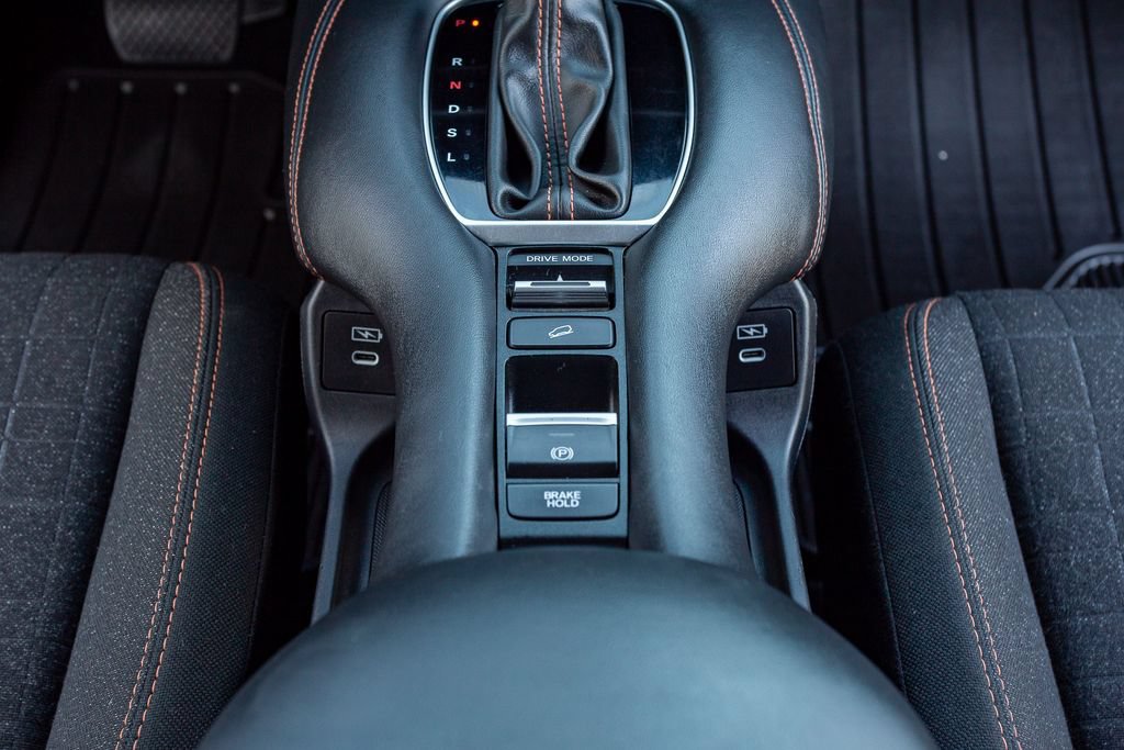 Certified 2024 Honda HR-V Sport image 25