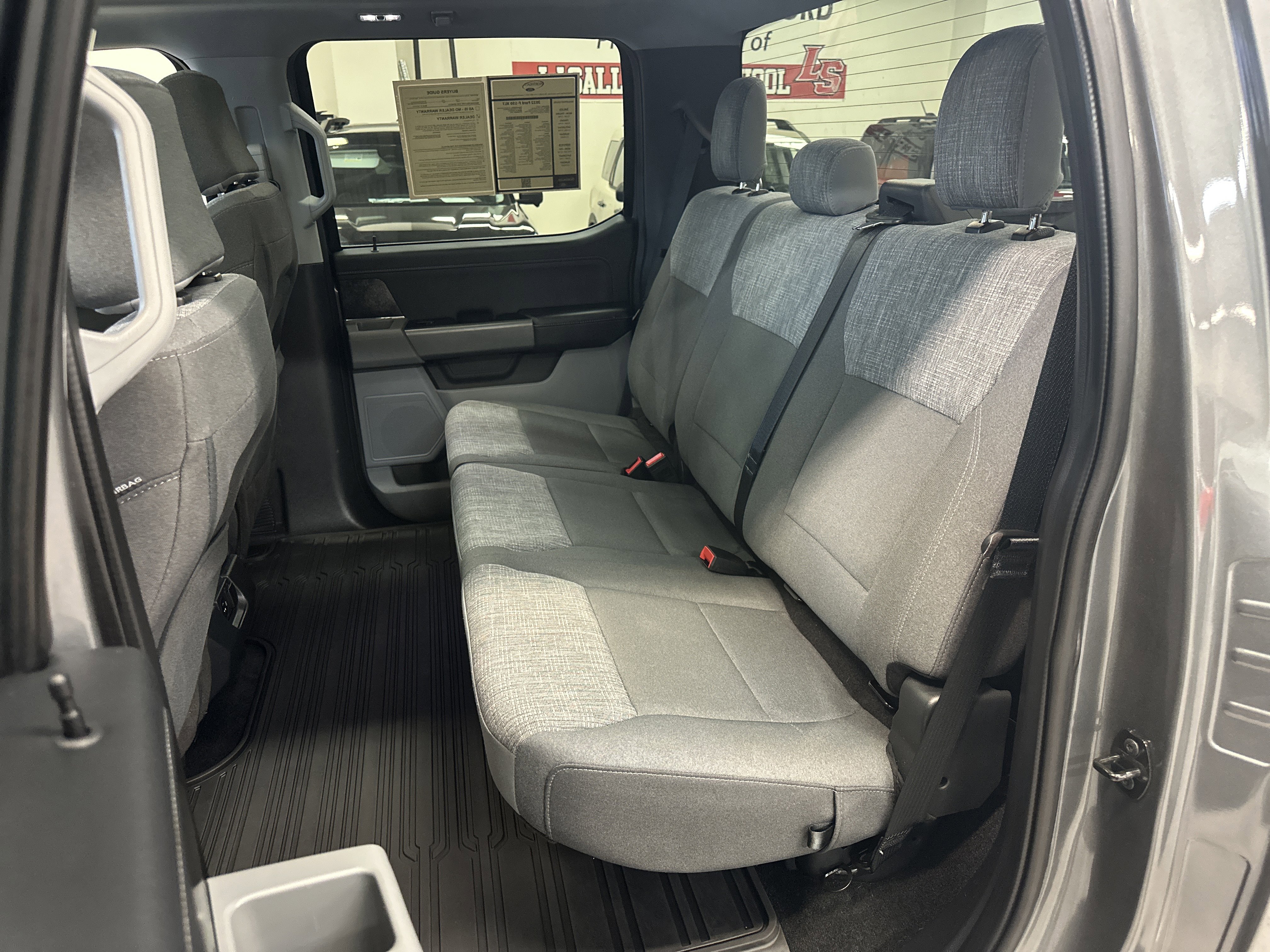 Used 2022 Ford F150 XLT w/ Equipment Group 302A High image 6