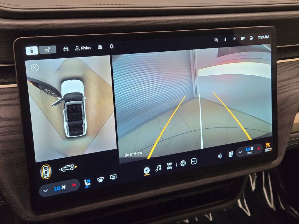 Used 2023 Rivian R1S Adventure image 38