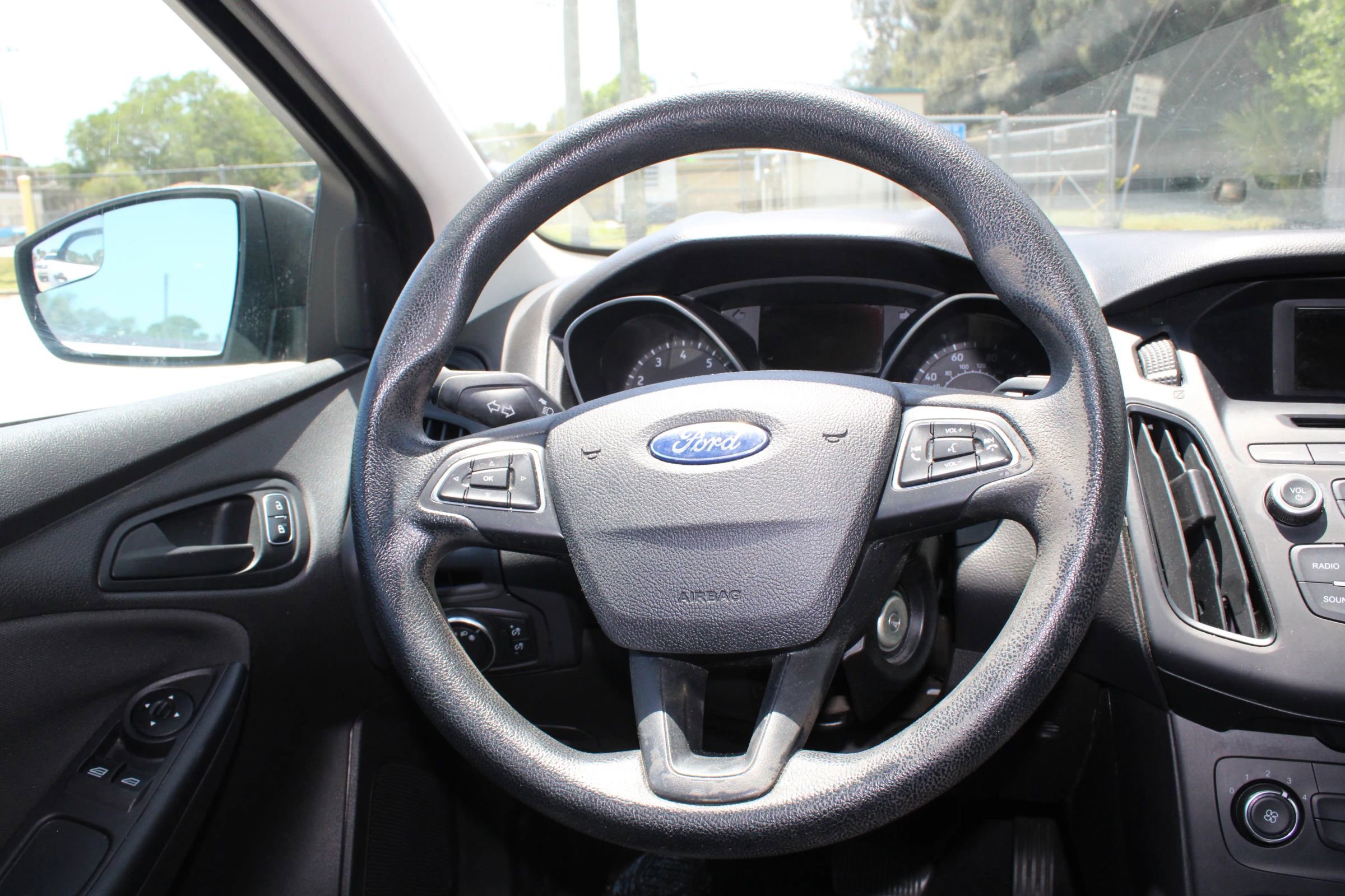 Used 2016 Ford Focus S FWD image 8