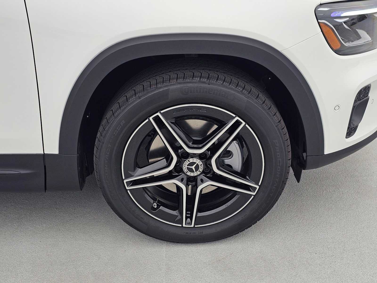 New 2026 Mercedes-Benz GLB 250 image 9