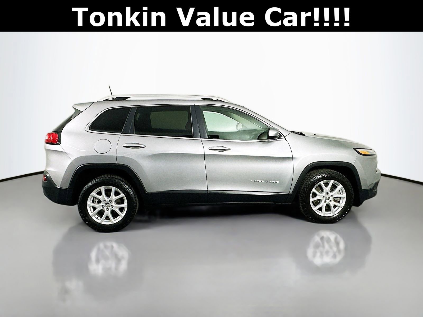 Used 2018 Jeep Cherokee Latitude image 9