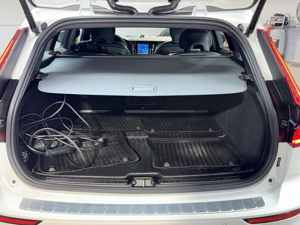Used 2024 Volvo V60 T8 Polestar w/ Protection Package Premier AWD/4WD image 17