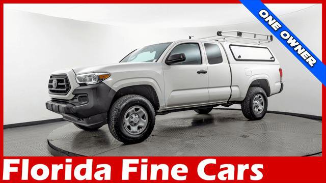 Used 2020 Toyota Tacoma SR image 1