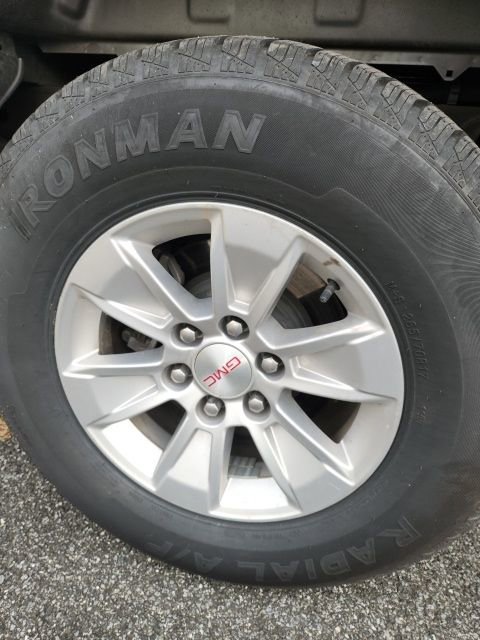 Used 2023 GMC Sierra 1500 SLE image 17