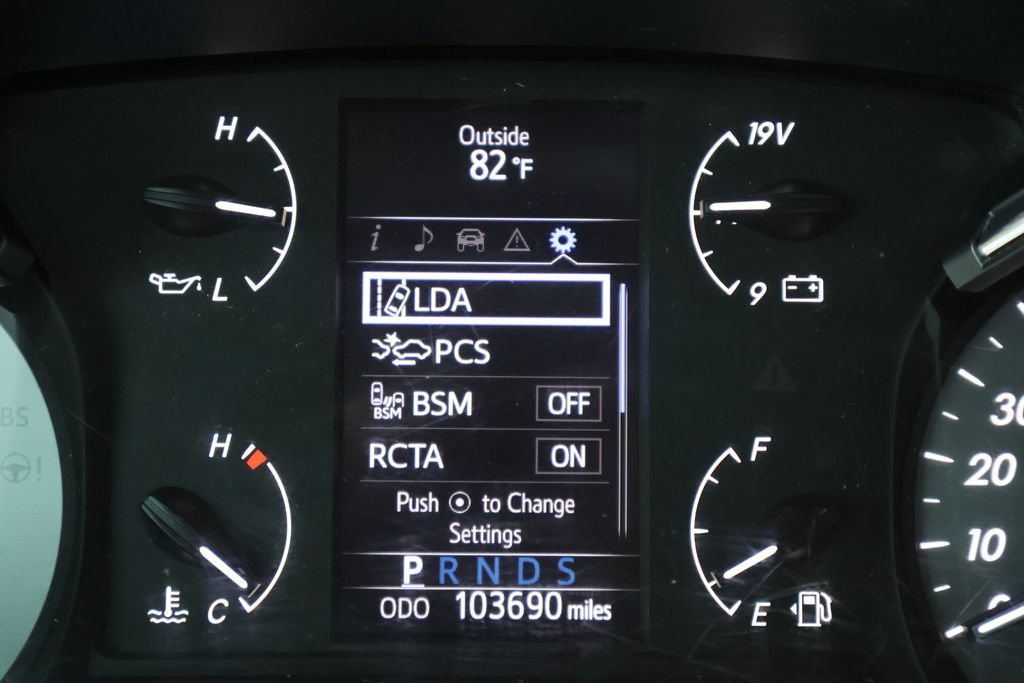 Used 2019 Toyota Sequoia SR5 AWD/4WD image 3