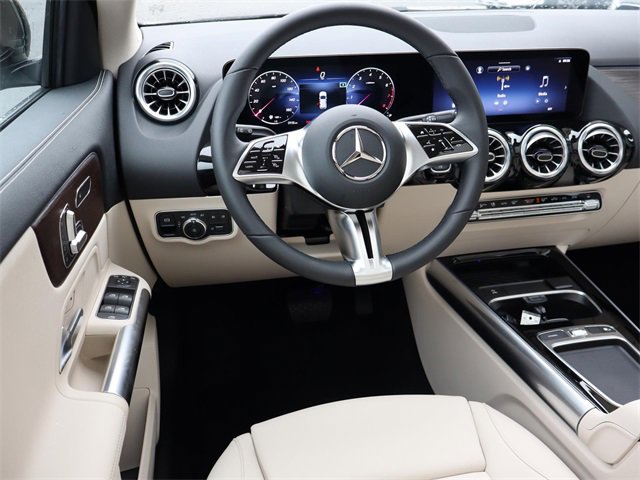 New 2025 Mercedes-Benz GLA 250 image 4