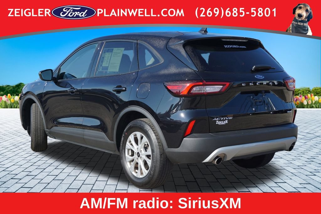 Used 2025 Ford Escape Active AWD/4WD image 3