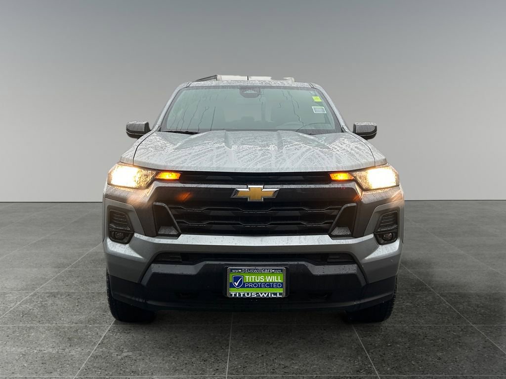 Used 2024 Chevrolet Colorado LT w/ LT Convenience Package II image 2