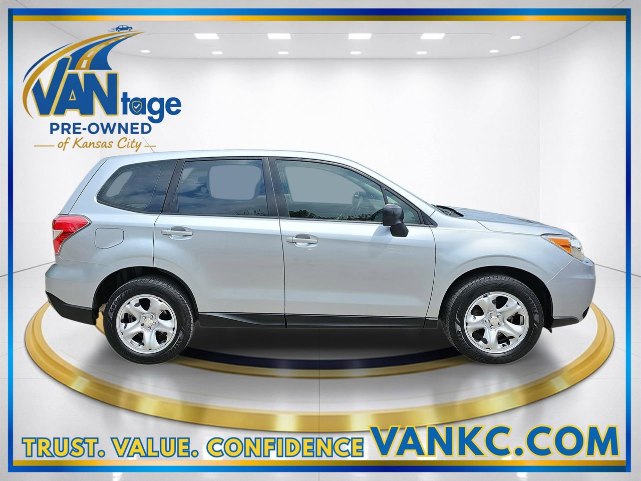 Used 2015 Subaru Forester 2.5i AWD/4WD image 5