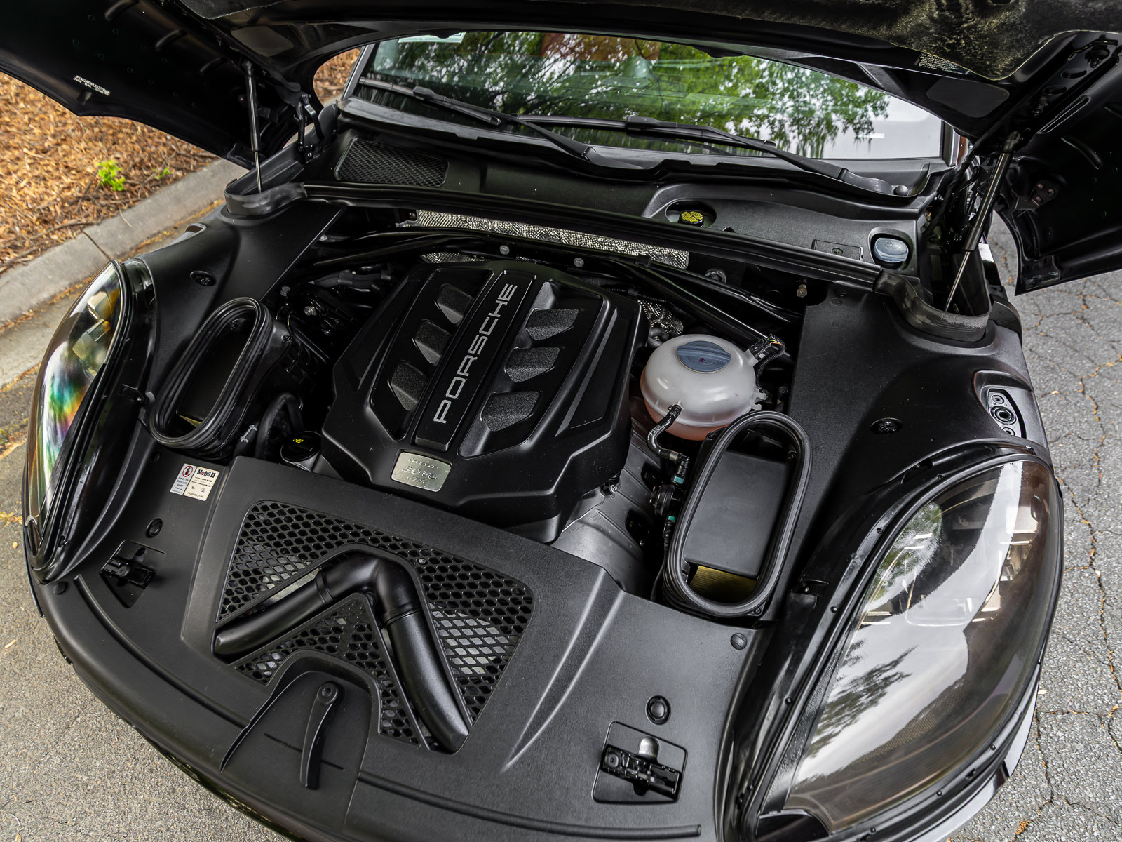 Used 2017 Porsche Macan GTS AWD/4WD image 67