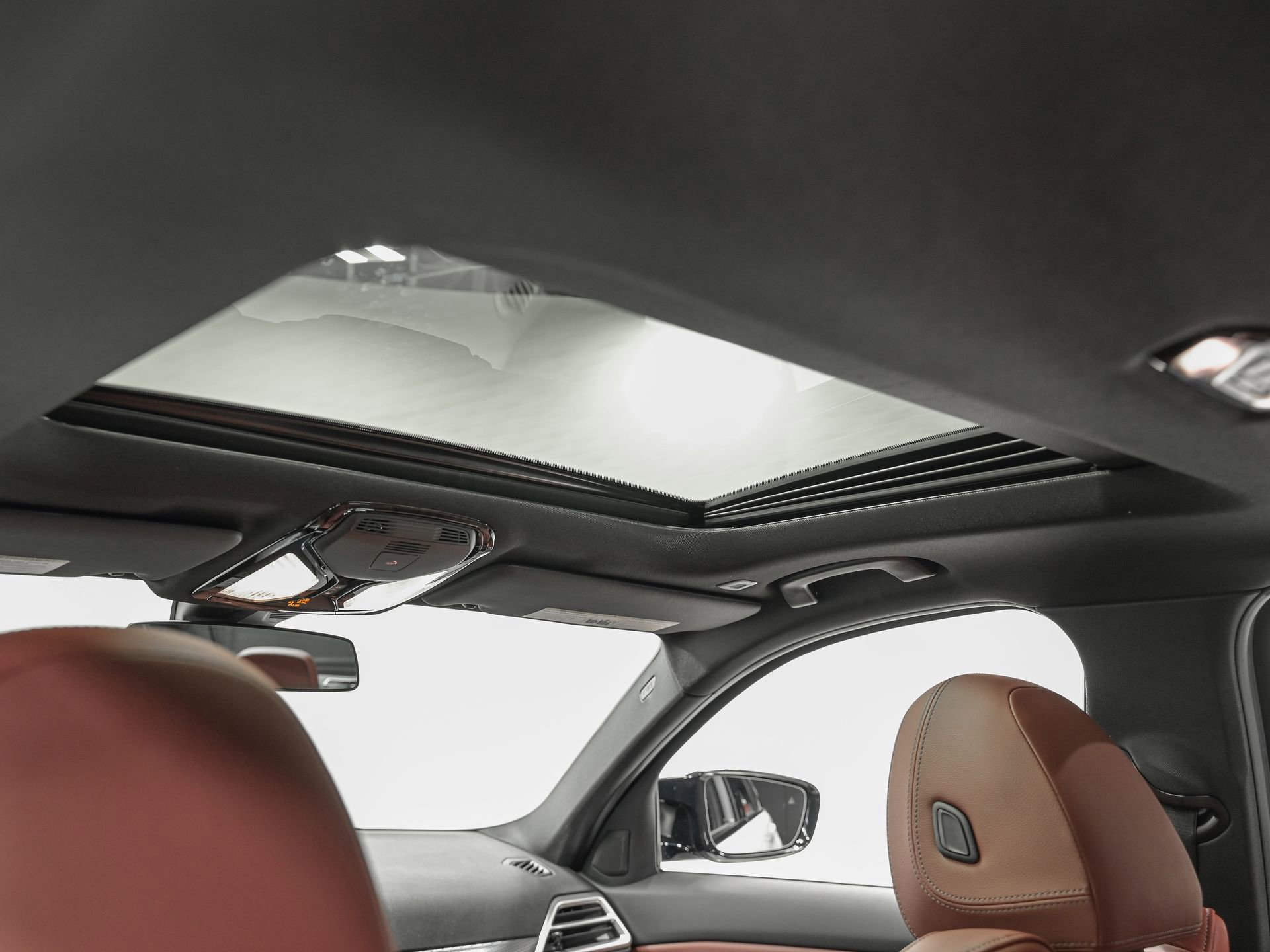 Used 2025 BMW M340i xDrive image 26